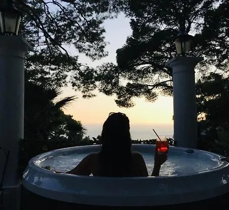 Alojamento de Acomodação e Pequeno-almoço Villacore 4*
